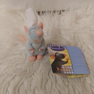💙FIRM! NWT DISNEY PARKS RATATOUILLE REMY SHOULDER PLUSH